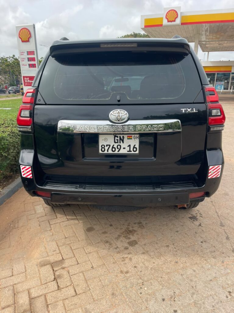 Toyota Land Cruiser Prado TX-L – Black