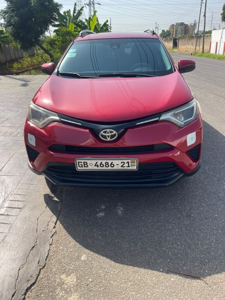 Toyota RAV4 – Red